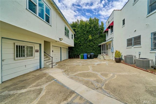 727 Crenshaw, Los Angeles, CA 90005