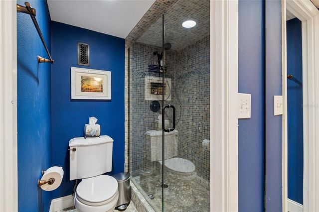 1 KEY CAPRI 101E, Treasure Island, FL 33706