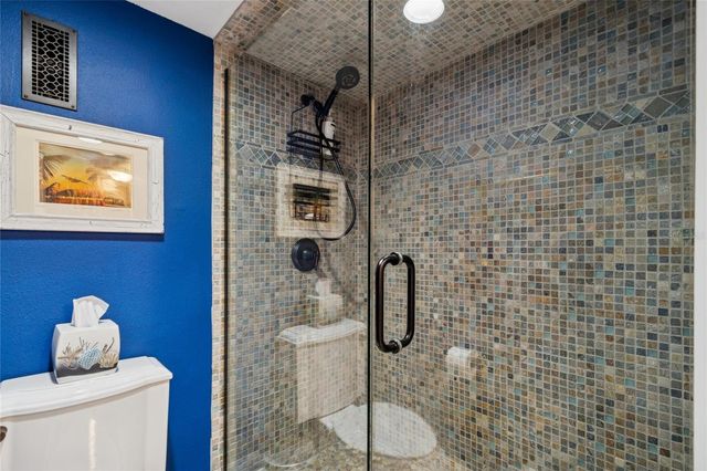 1 KEY CAPRI 101E, Treasure Island, FL 33706