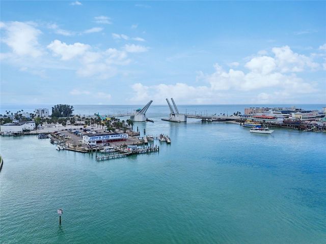 1 KEY CAPRI 101E, Treasure Island, FL 33706