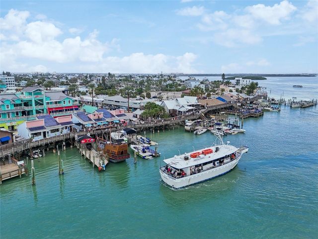 1 KEY CAPRI 101E, Treasure Island, FL 33706