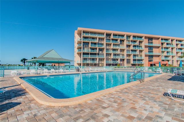 1 KEY CAPRI 101E, Treasure Island, FL 33706