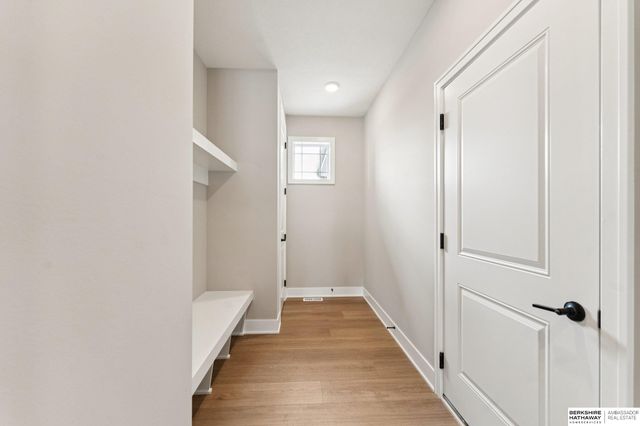 20814 Kansas Avenue, Elkhorn, NE 68022