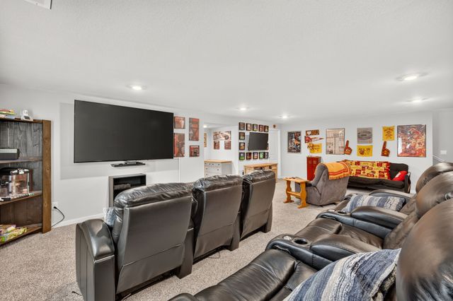 1608 Southbridge Drive, Adel, IA 50003