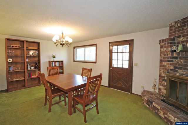 495 Buckboard Ct SE, Salem, OR 97317