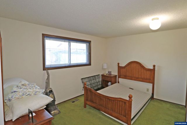 495 Buckboard Ct SE, Salem, OR 97317