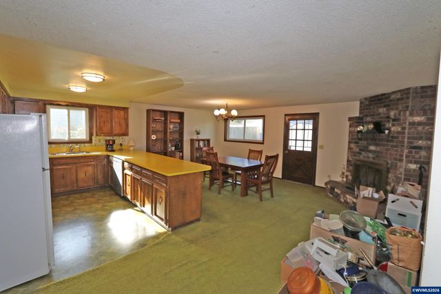 495 Buckboard Ct SE, Salem, OR 97317