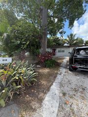6110 Monroe St, Hollywood, FL 33023