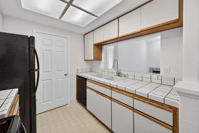 5913 Lake Almanor Drive, San Jose, CA 95123