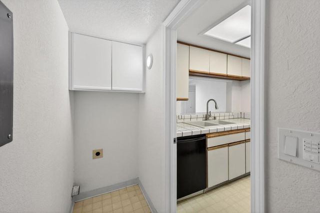 5913 Lake Almanor Drive, San Jose, CA 95123