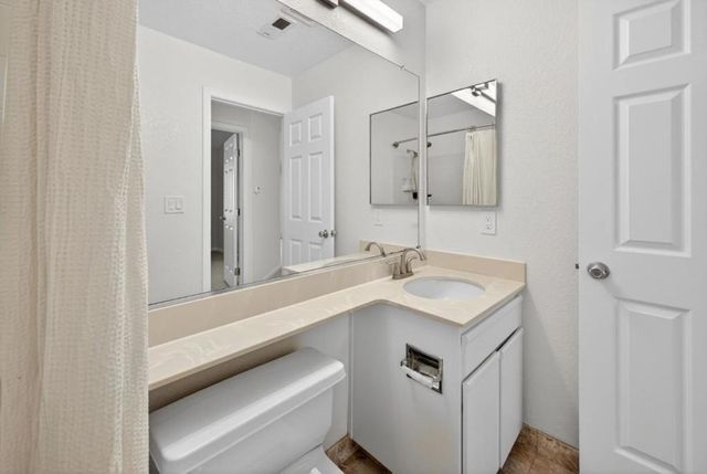 5913 Lake Almanor Drive, San Jose, CA 95123