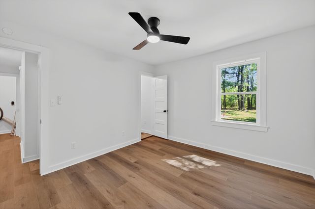 1586 Highway 15, Saint George, SC 29477