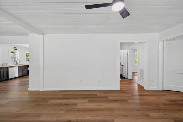 1586 Highway 15, Saint George, SC 29477