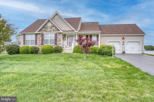 110 KINGSMILL DR, Felton, DE 19943