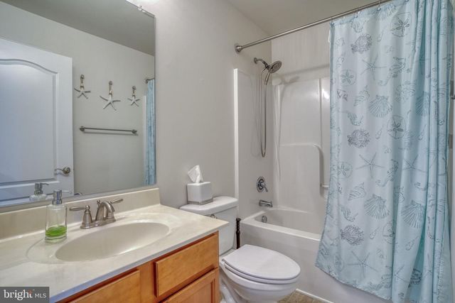 110 KINGSMILL DR, Felton, DE 19943