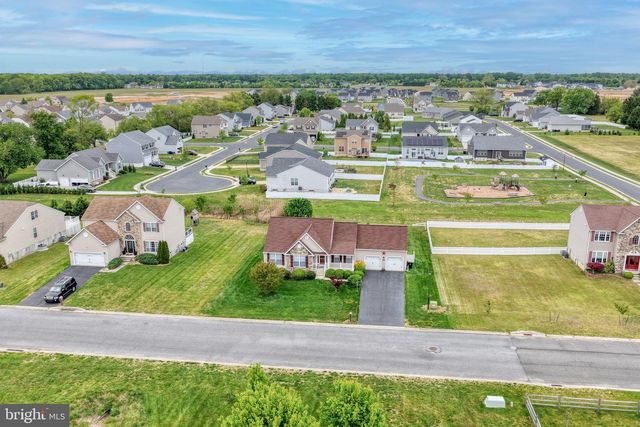 110 KINGSMILL DR, Felton, DE 19943