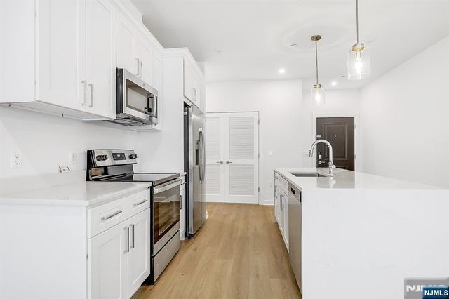 74 Clarendon Place 202, Hackensack, NJ 07601