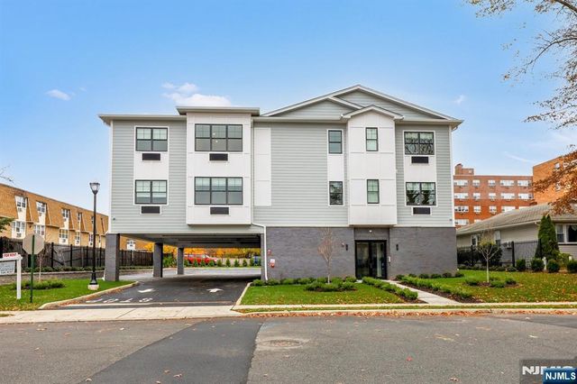 74 Clarendon Place 202, Hackensack, NJ 07601