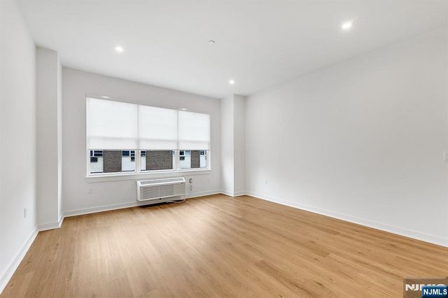 74 Clarendon Place 202, Hackensack, NJ 07601