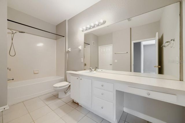 2484 SAN TECLA STREET 204, Orlando, FL 32835