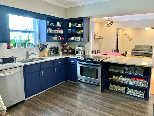 2219 NW 17TH AVENUE, Gainesville, FL 32605