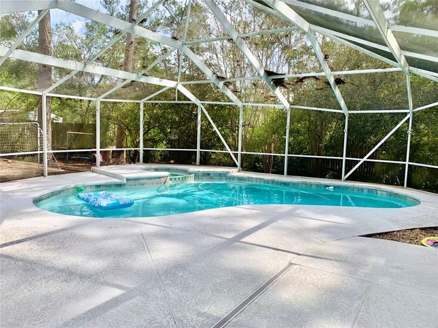 2219 NW 17TH AVENUE, Gainesville, FL 32605