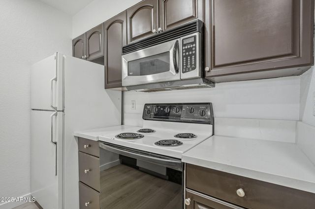 2301 E UNIVERSITY Drive 144, Mesa, AZ 85213