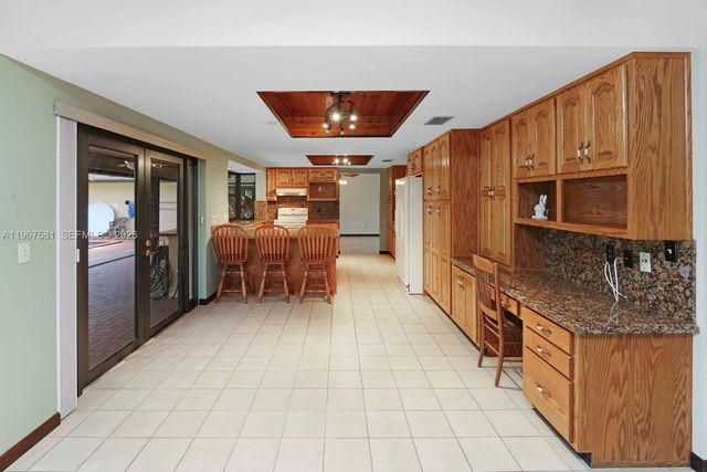 19285 SW 272nd St, Homestead, FL 33031