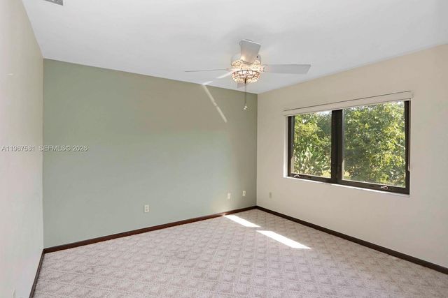 19285 SW 272nd St, Homestead, FL 33031