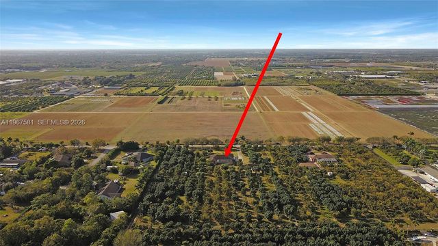 19285 SW 272nd St, Homestead, FL 33031