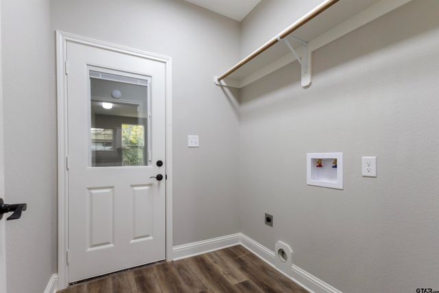106 Royal St, Gilmer, TX 75645