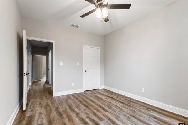 106 Royal St, Gilmer, TX 75645