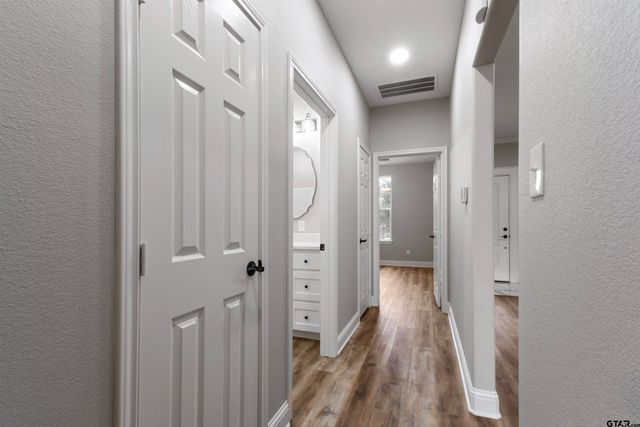 106 Royal St, Gilmer, TX 75645