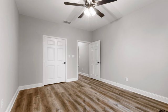 106 Royal St, Gilmer, TX 75645