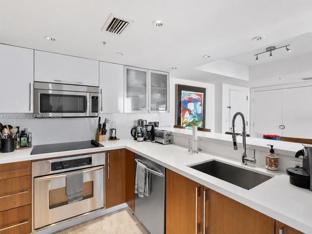 650 West Ave 2110, Miami Beach, FL 33139