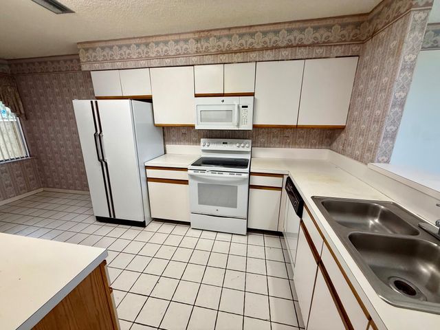308 NW 97th Avenue, Plantation, FL 33324