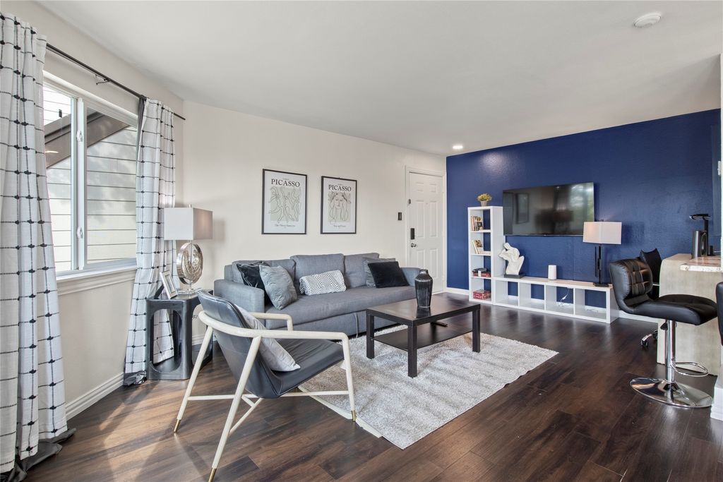 2310 Balsam Drive B301, Arlington, TX 76006 — photo 2
