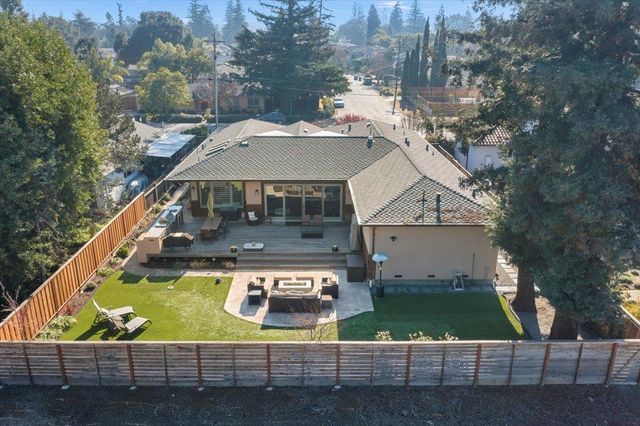 1225 Altamead Drive, Los Altos, CA 94024