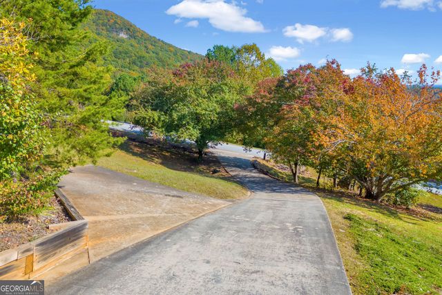 327 Starlight Drive, Sautee Nacoochee, GA 30571