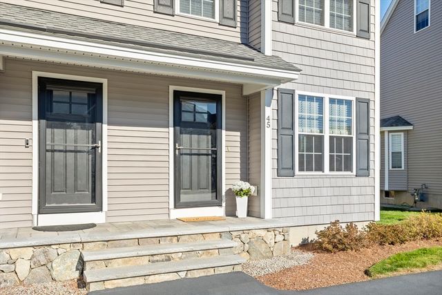 45 Riley Rd 45, Tyngsborough, MA 01879