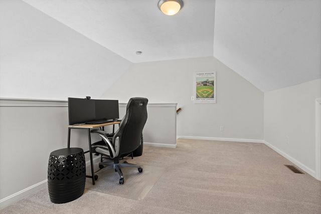 45 Riley Rd 45, Tyngsborough, MA 01879