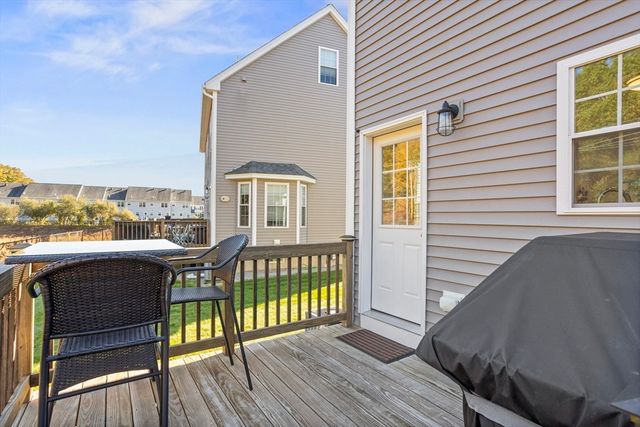 45 Riley Rd 45, Tyngsborough, MA 01879