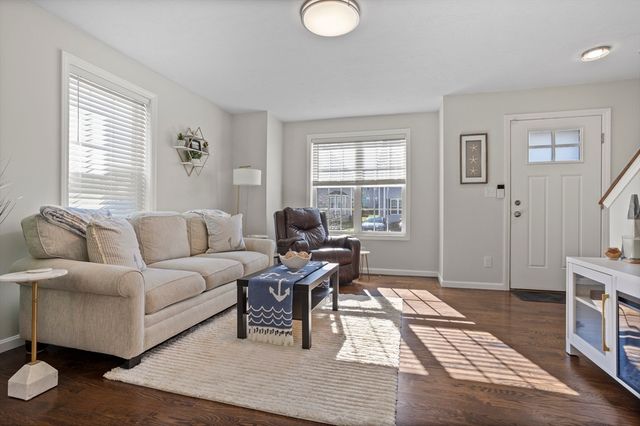 45 Riley Rd 45, Tyngsborough, MA 01879