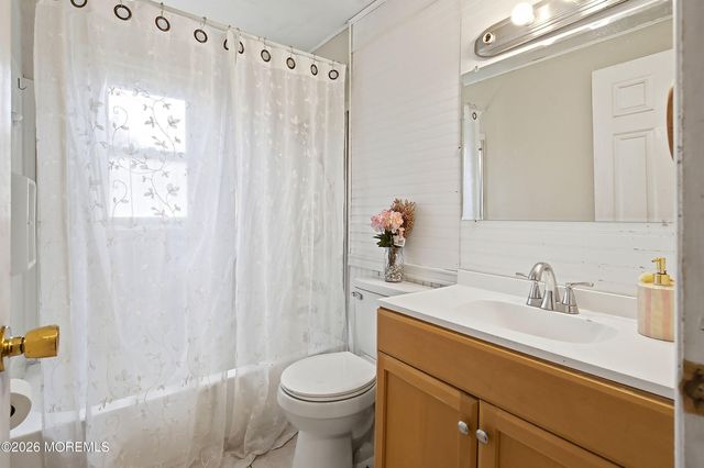 953 Ambassador Drive, Toms River, NJ 08753