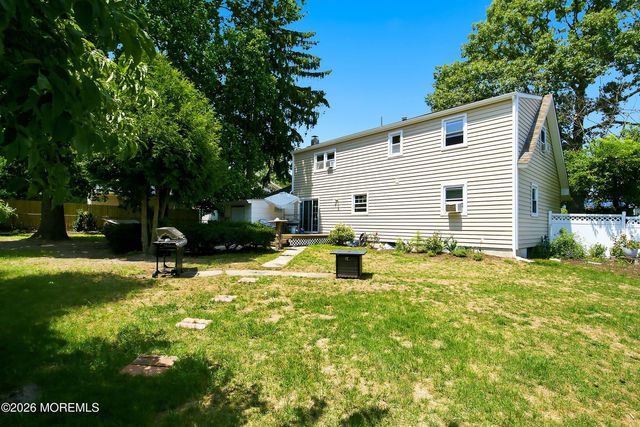 953 Ambassador Drive, Toms River, NJ 08753