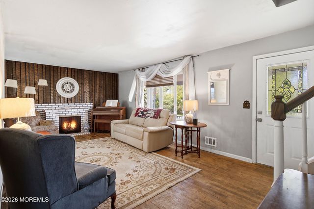 953 Ambassador Drive, Toms River, NJ 08753