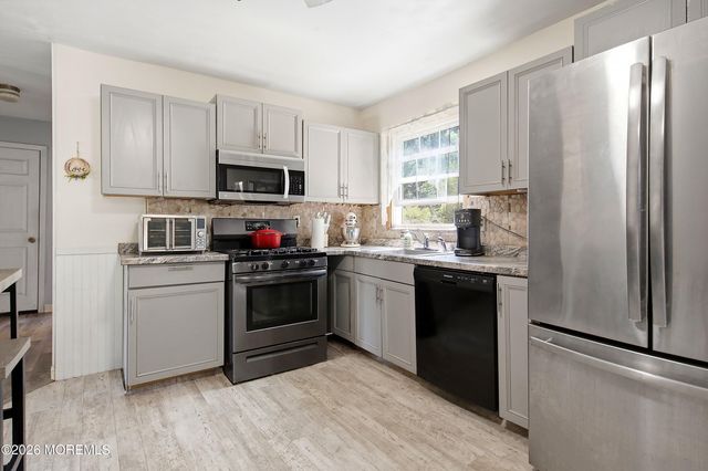 953 Ambassador Drive, Toms River, NJ 08753