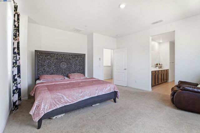 6623 Kittinger Ln, Tracy, CA 95377