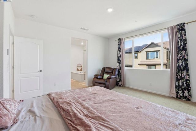 6623 Kittinger Ln, Tracy, CA 95377