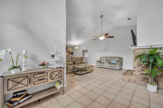 1921 BLUE FOX COURT, Orlando, FL 32825